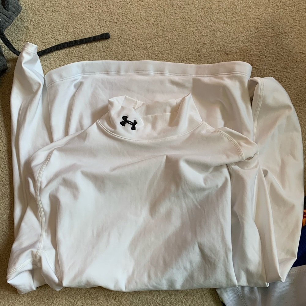white under armor compression shirt